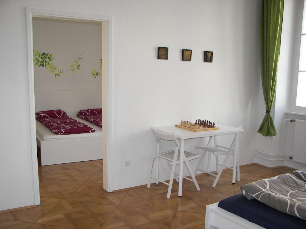 Apartment Eve Rooms Ljubljana Kamer foto